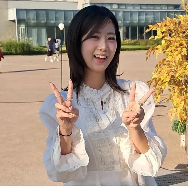 Top moment of Kang Hyeyeon chosen by fans