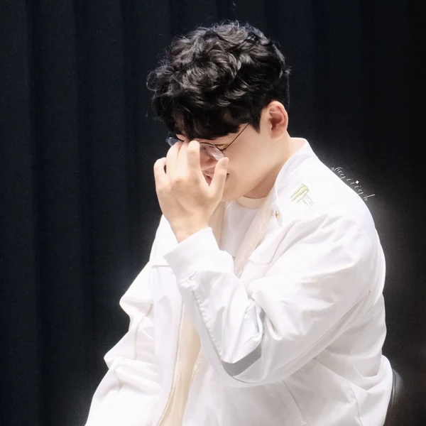 팬덤이 만들어낸 빛나는 구마유시의 순간