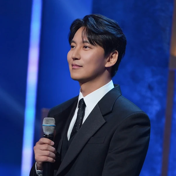 Top moment of Kim Namgil chosen by fans