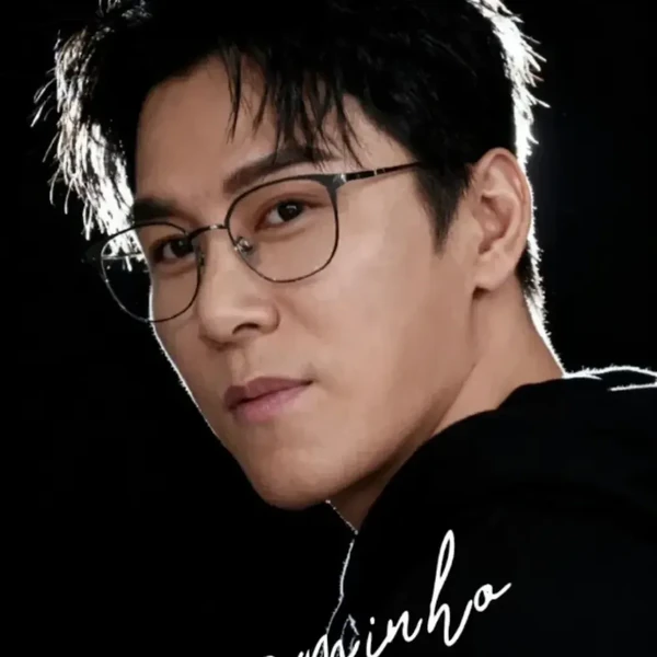 Foto populer Jang Minho yang penuh cinta dari penggemar