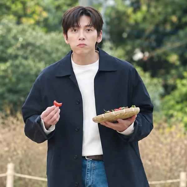 The most loved look of Ji Changwook today