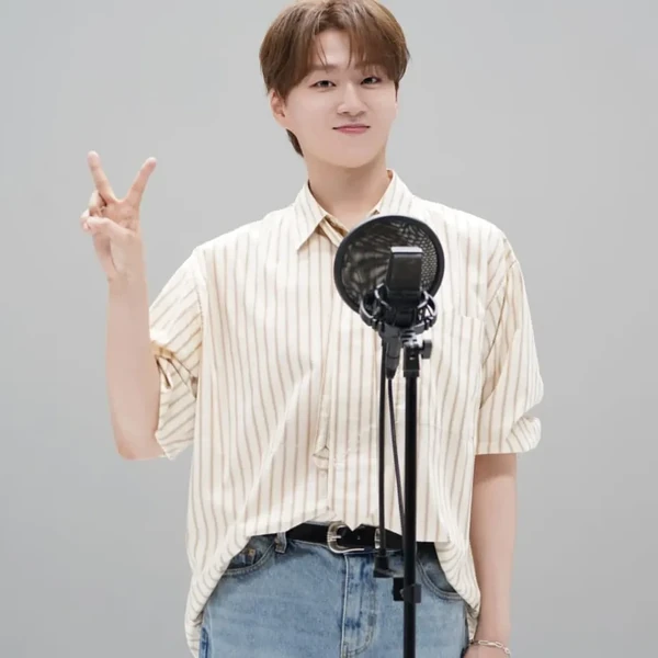 Popular photo full of fans’ love for Forestella