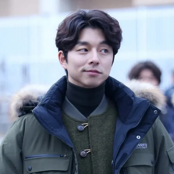 Popular photo full of fans’ love for Gong Yoo