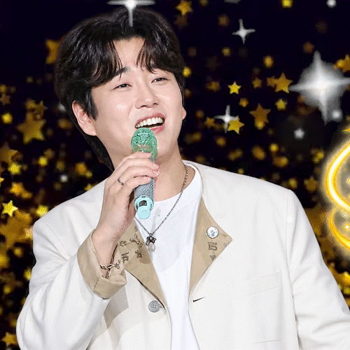 The most loved look of Hwang Youngwoong today