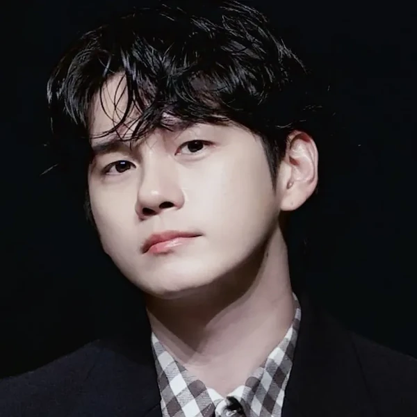 Penampilan Ong Seongwu yang paling disukai hari ini