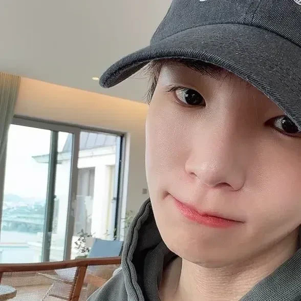 Popular photo full of fans’ love for Key