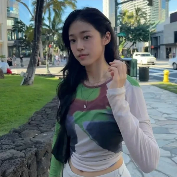 The most loved look of Roh Yoonseo today