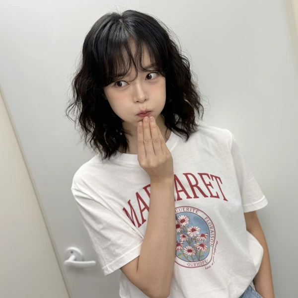 充滿粉絲愛的全昭旻人氣照片