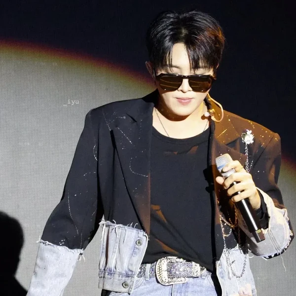 The most loved look of Hwang Yunsung today