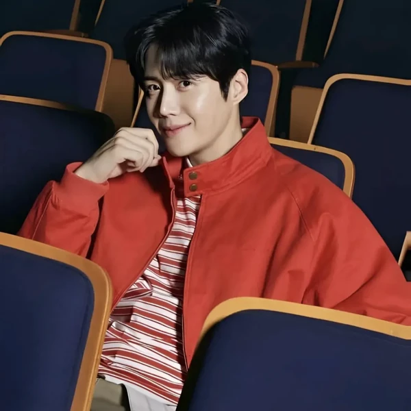 Top moment of Kim Seonho selected by the fandom
