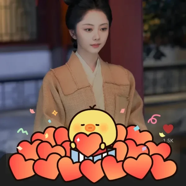 The most loved look of Tan Song Yun today