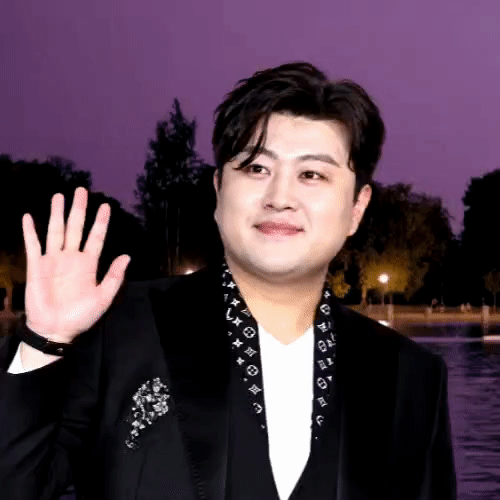 The most loved look of Kim Hojoong today