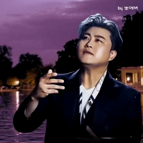 Popular photo full of fans’ love for Kim Hojoong