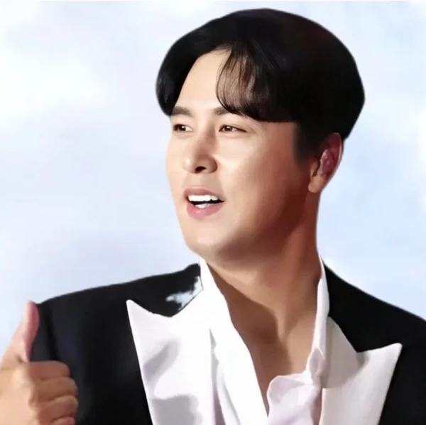Penampilan Jang Minho yang paling disukai hari ini