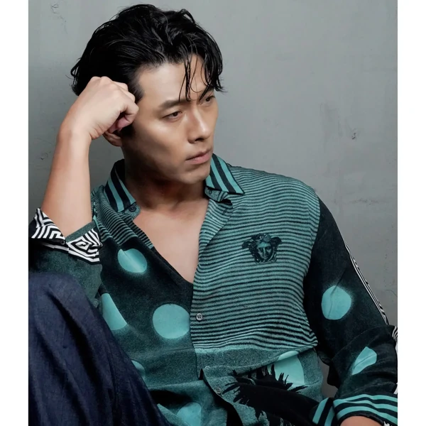 Foto populer Hyun Bin yang penuh cinta dari penggemar