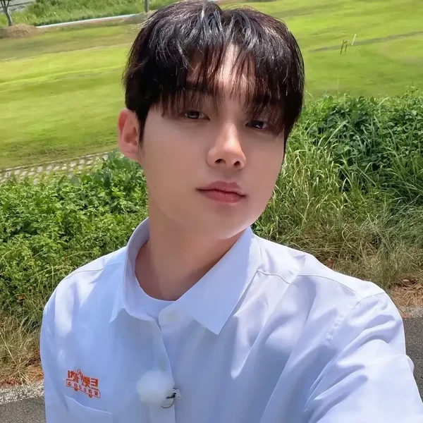Popular photo full of fans’ love for Choi Jaemyeong