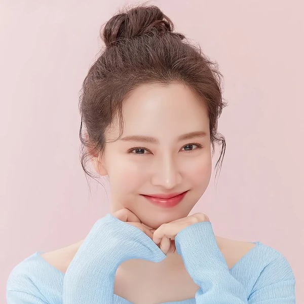 Foto populer Song Jihyo yang penuh cinta dari penggemar