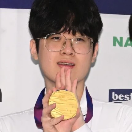 Top moment of Zeus chosen by fans