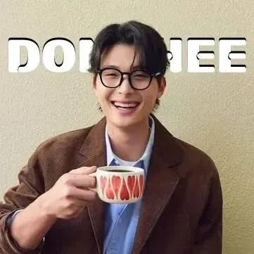 The most loved look of Yoon Donghee today
