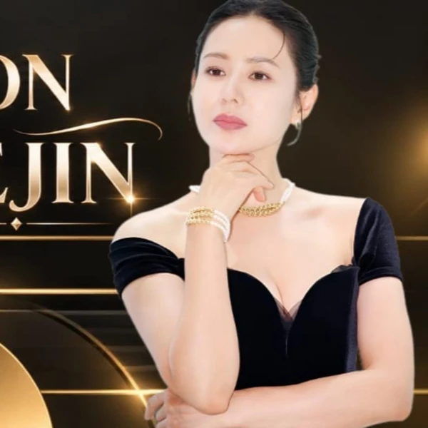 充满粉丝爱意的孙艺珍人气照片