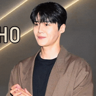 Popular photo full of fans’ love for Kim Seonho