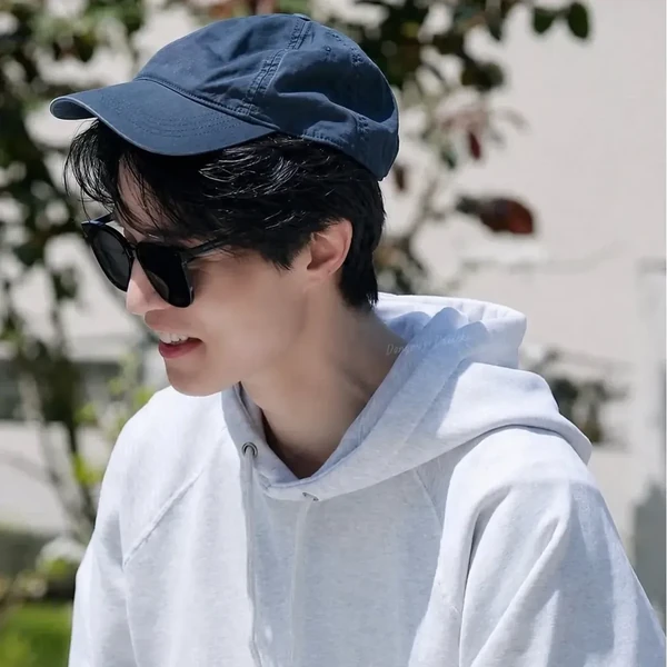 Popular profile image of Lee Dongwook selected by vote