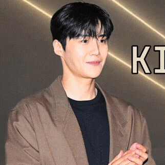 Top moment of Kim Seonho selected by the fandom