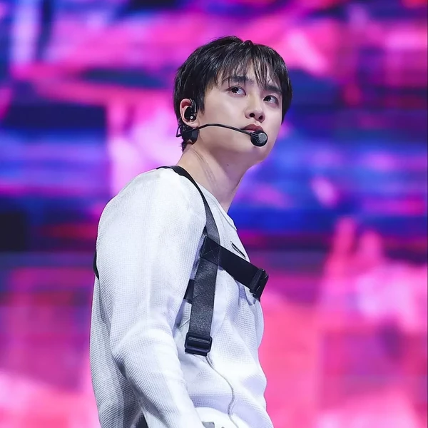오늘 가장 사랑받은 도경수 (디오)의 모습