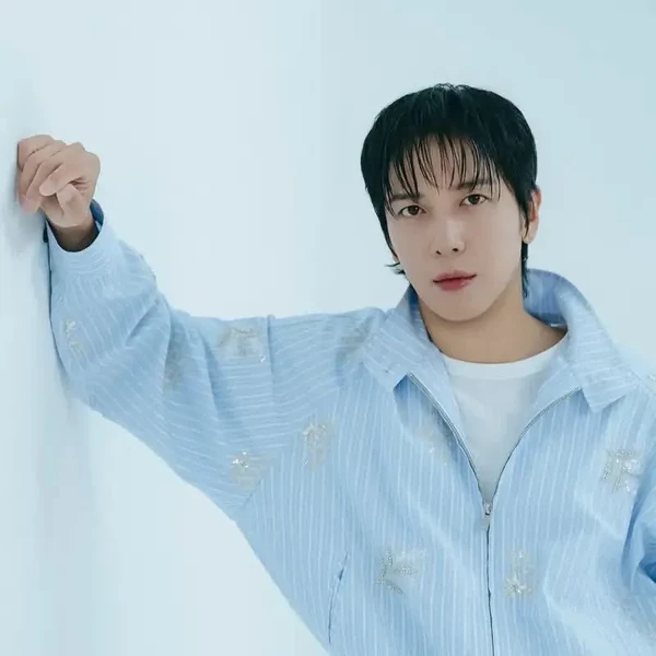 Popular photo full of fans’ love for Jung Yonghwa