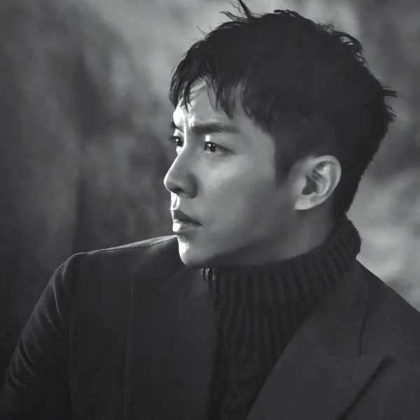 The most loved look of Lee Seunggi today