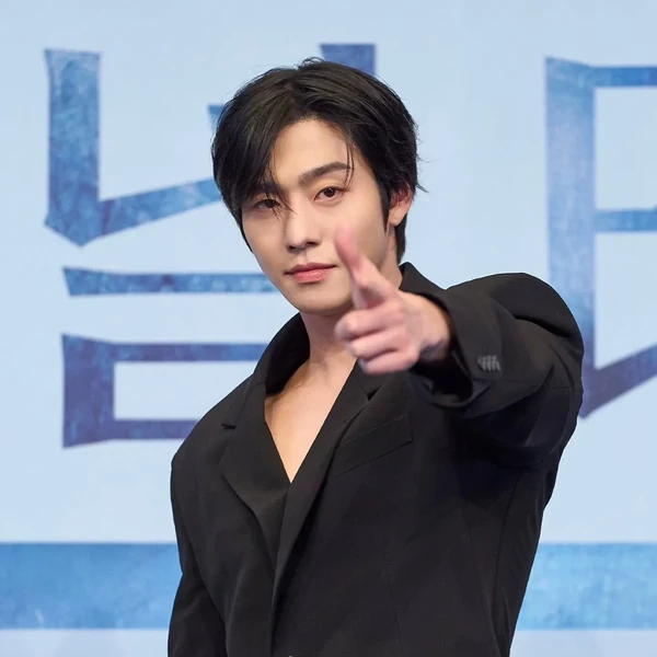 Top moment of Ahn Hyoseop chosen by fans