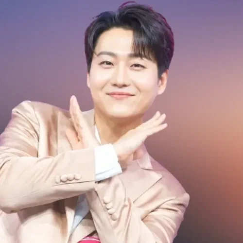 Popular photo full of fans’ love for Min Soohyun