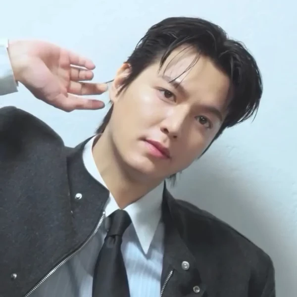 The most loved look of Lee Minho today