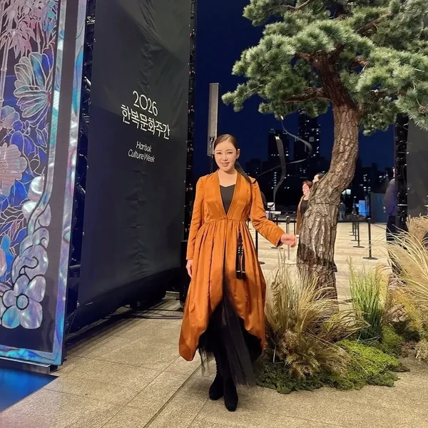 ソン・ガインへのファンの愛が詰まった人気写真