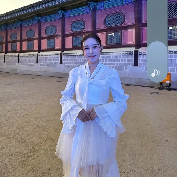 充滿粉絲愛的宋歌人人氣照片