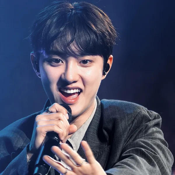 Penampilan Doh Kyungsoo (D.O.) yang paling disukai hari ini