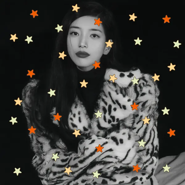 The most loved look of Bae Suzy today