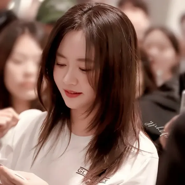 Momen terbaik Song Jihyo pilihan penggemar