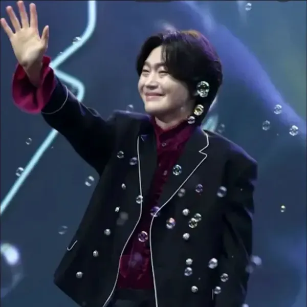 오늘 가장 사랑받은 김용빈의 모습