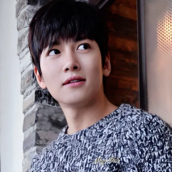 今天最受喜爱的池昌旭模样