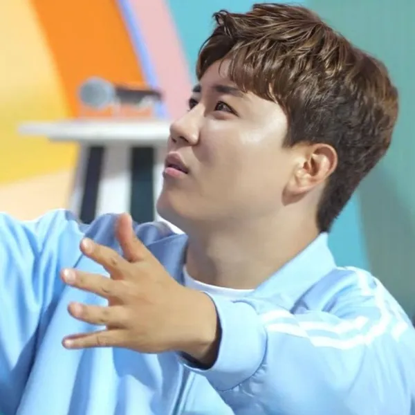 The most loved look of Jin Haesung today